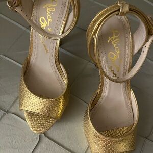 Alice + Olivia Gold High Heel Peep-Toe Sandals